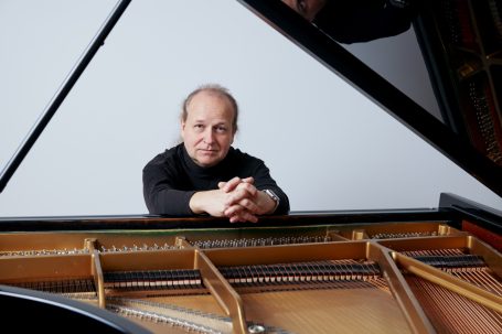 Gunther Leonhardt Portrait I 2024